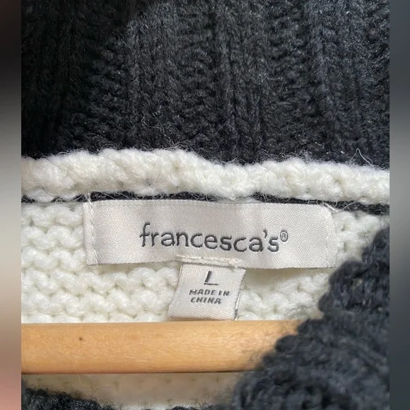 Francesca’s Black & White Pattern Mock Neck Knit Sweater L Fair Isle ST21949 - Picture 5 of 11